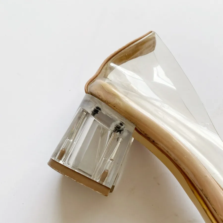 کفش شیشه ای سایز 37-38