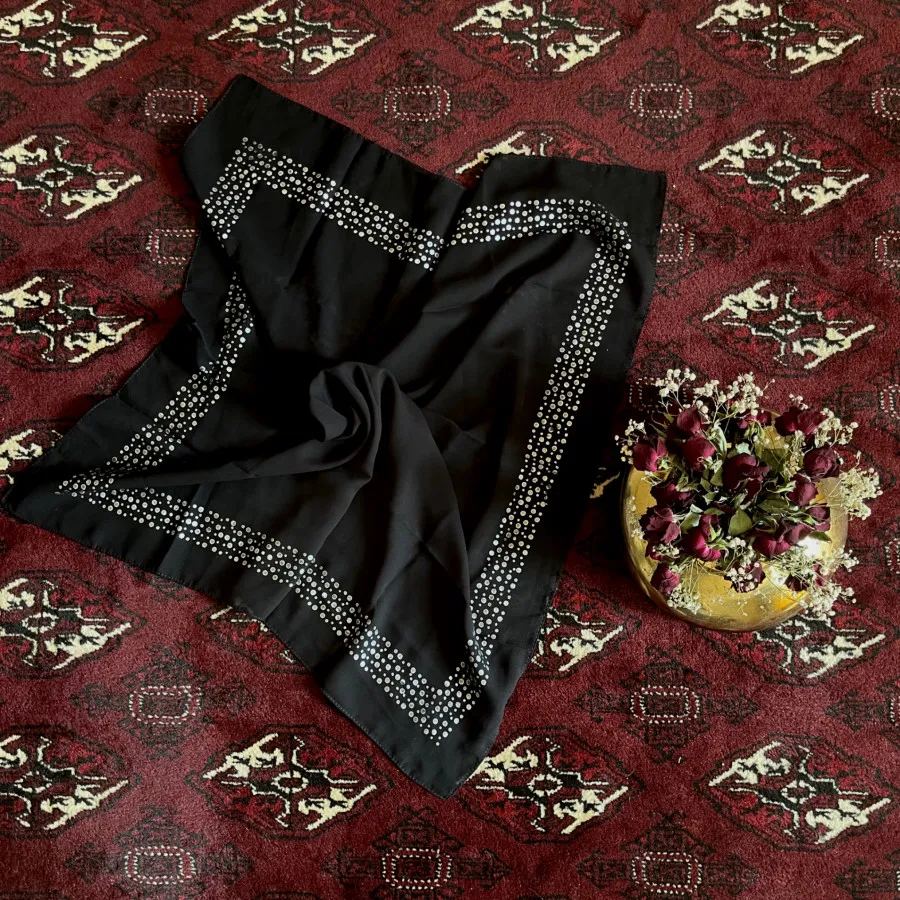 روسری مشکی