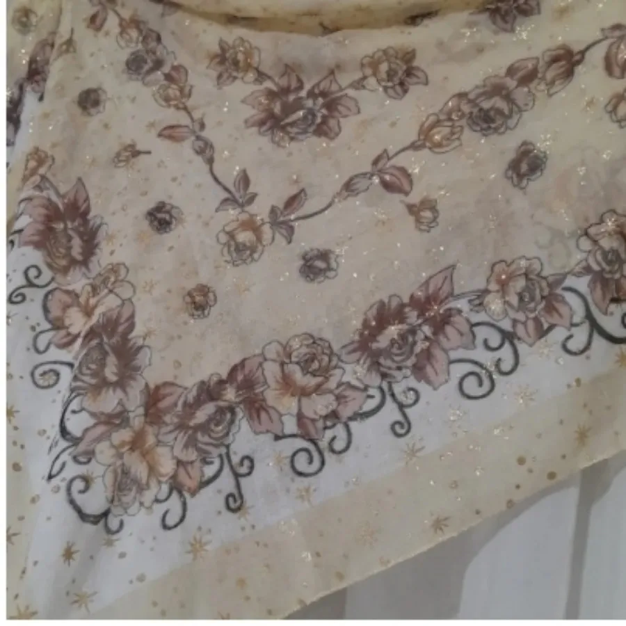 روسری نخی شاینی
