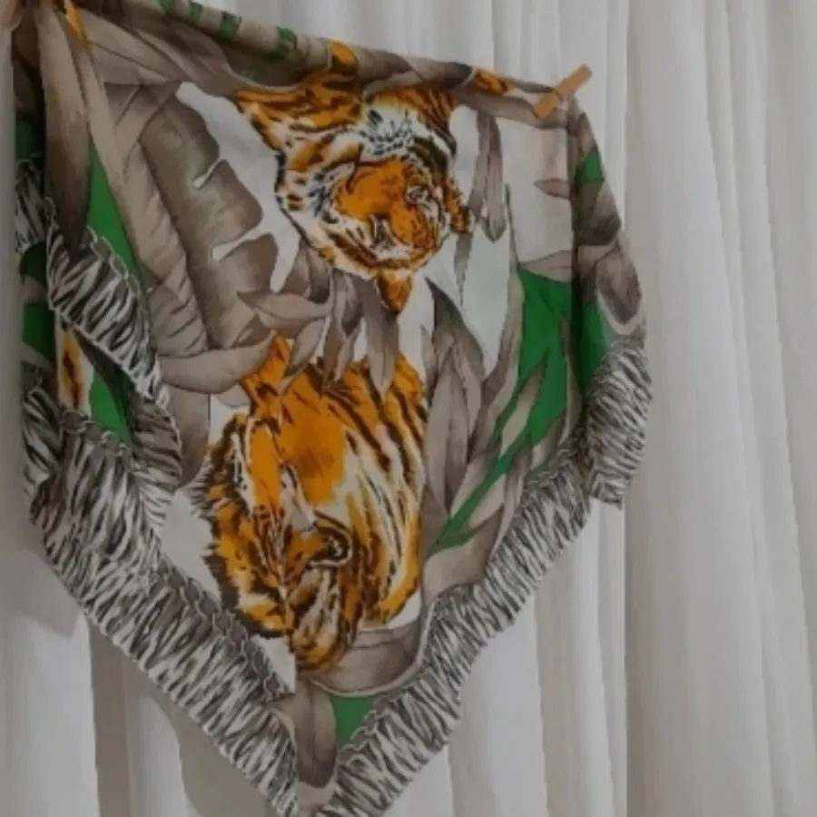 روسری نخی لاکچری