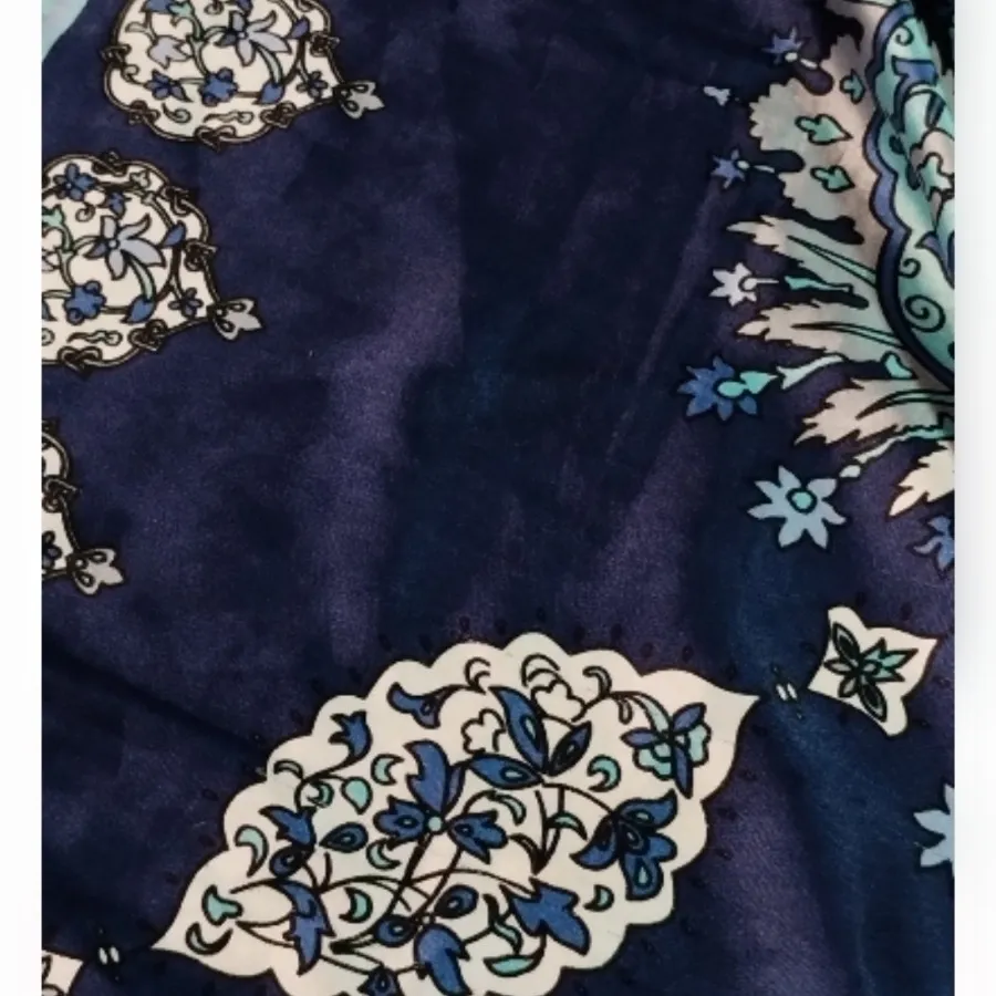 روسری ساتن