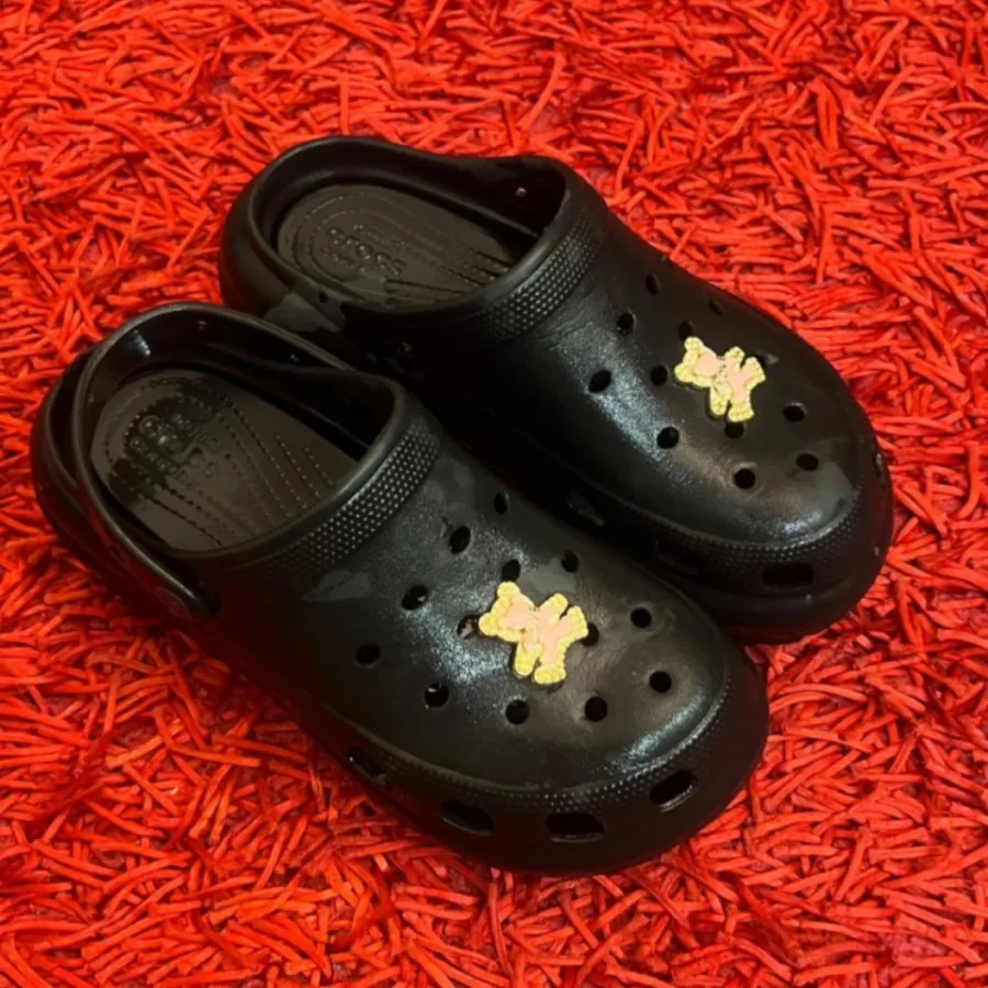 کراکس crocs