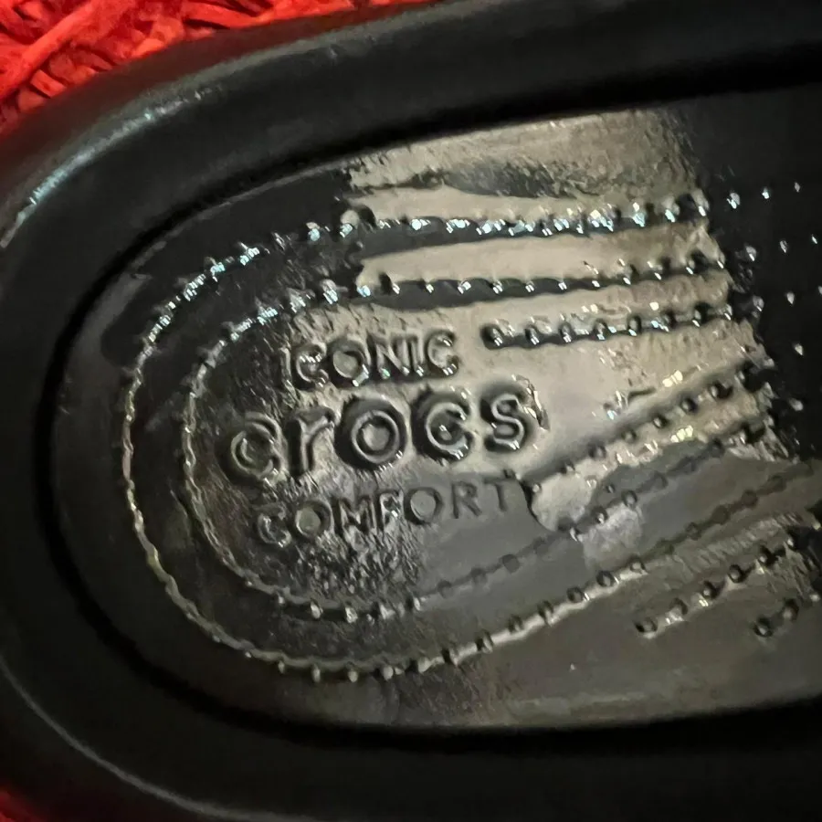 کراکس crocs