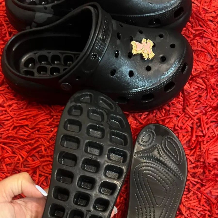 کراکس crocs