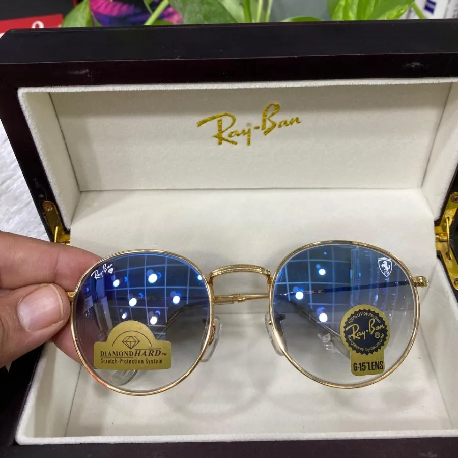 Ray ban