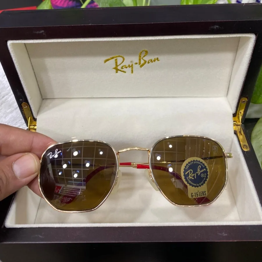Ray ban
