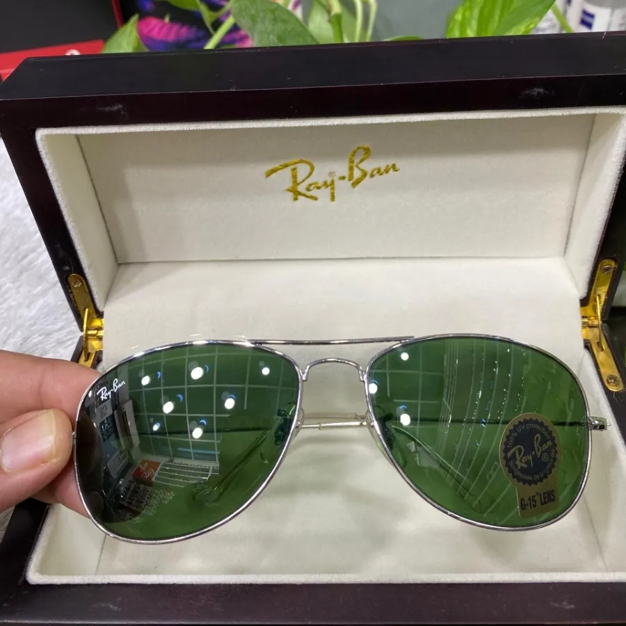 Ray ban
