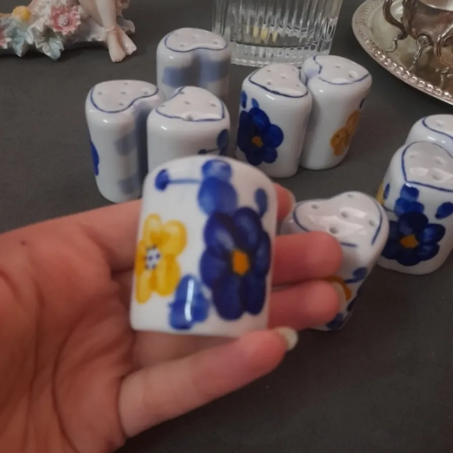نمکدان گل پنبه‌ای