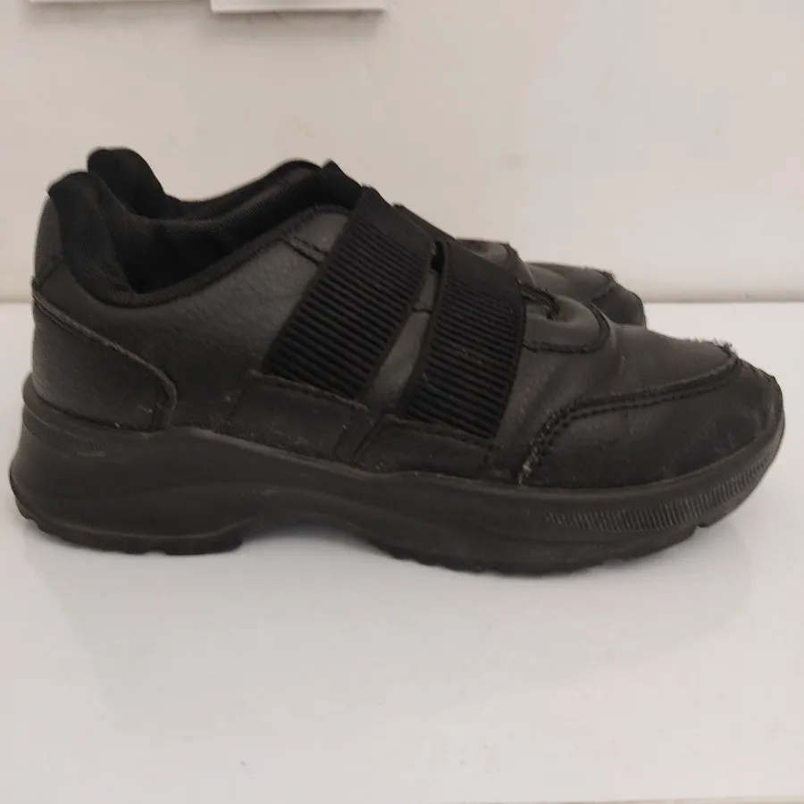 کفش کتونی اسپرت