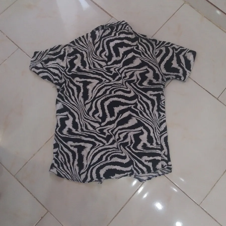 شومیز  زبرا