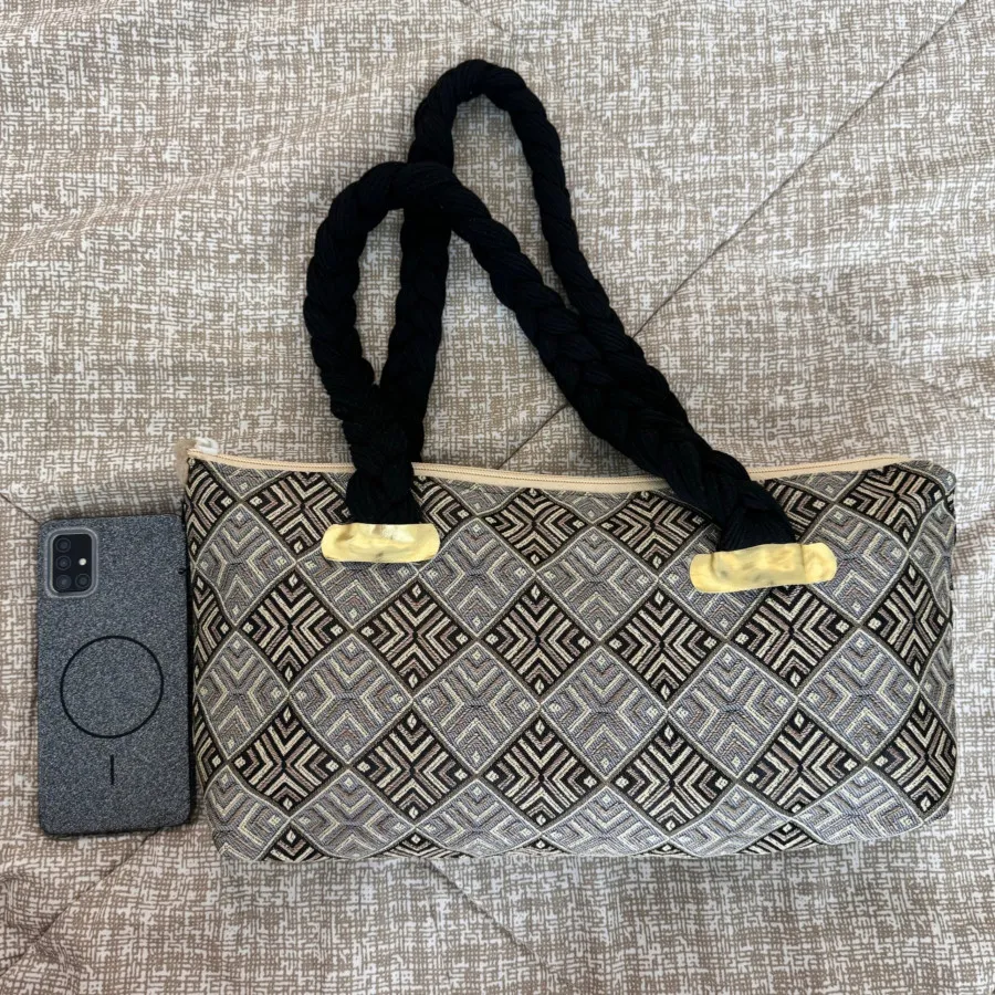 کیف دست دوز