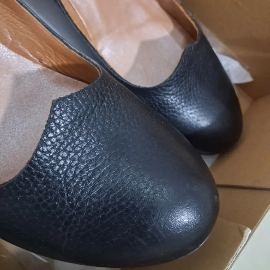 کفش پاشنه چوبی