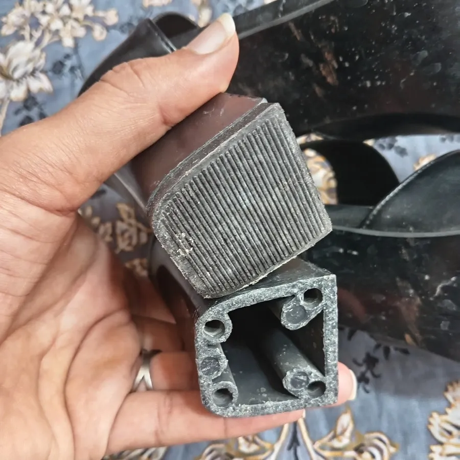 کفش پاشنه دار زارا