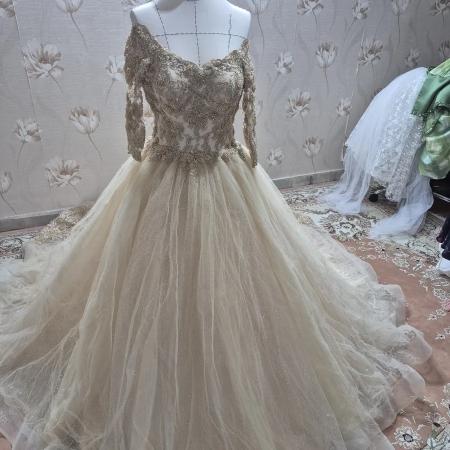 لباس عقد شاین