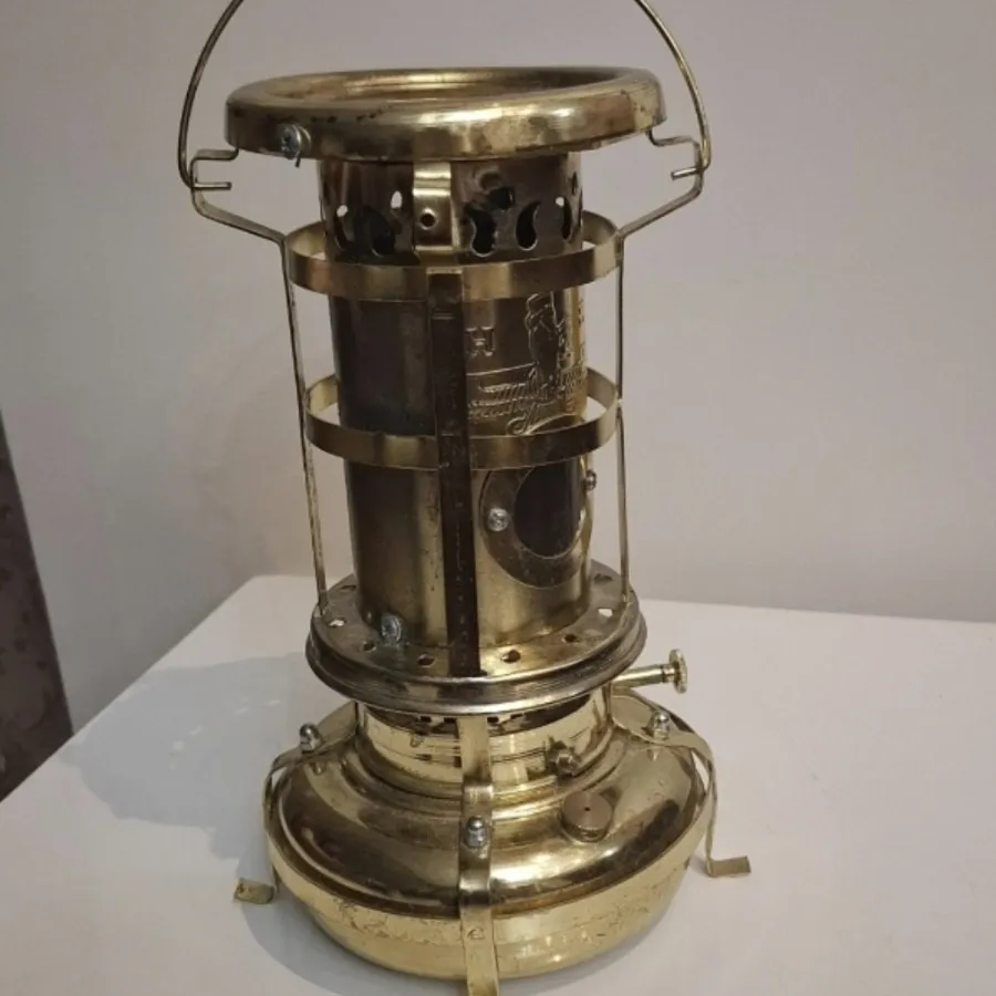 چراغ نفتی
