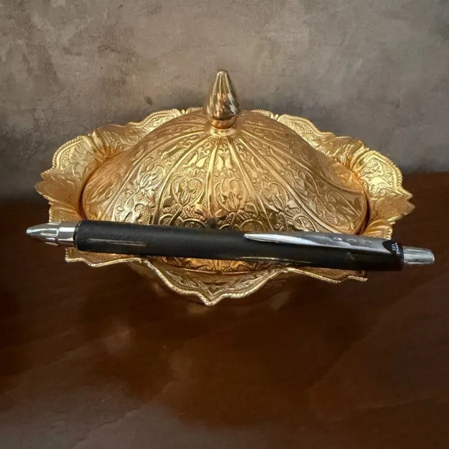شکلات خوری