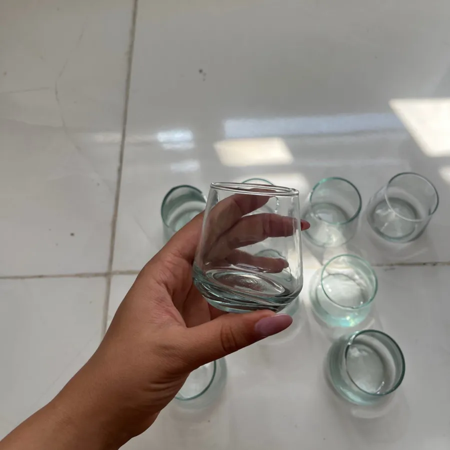 جار شیشه ای