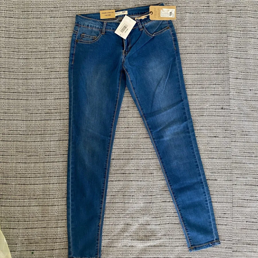 شلوار جین اسکینی max
