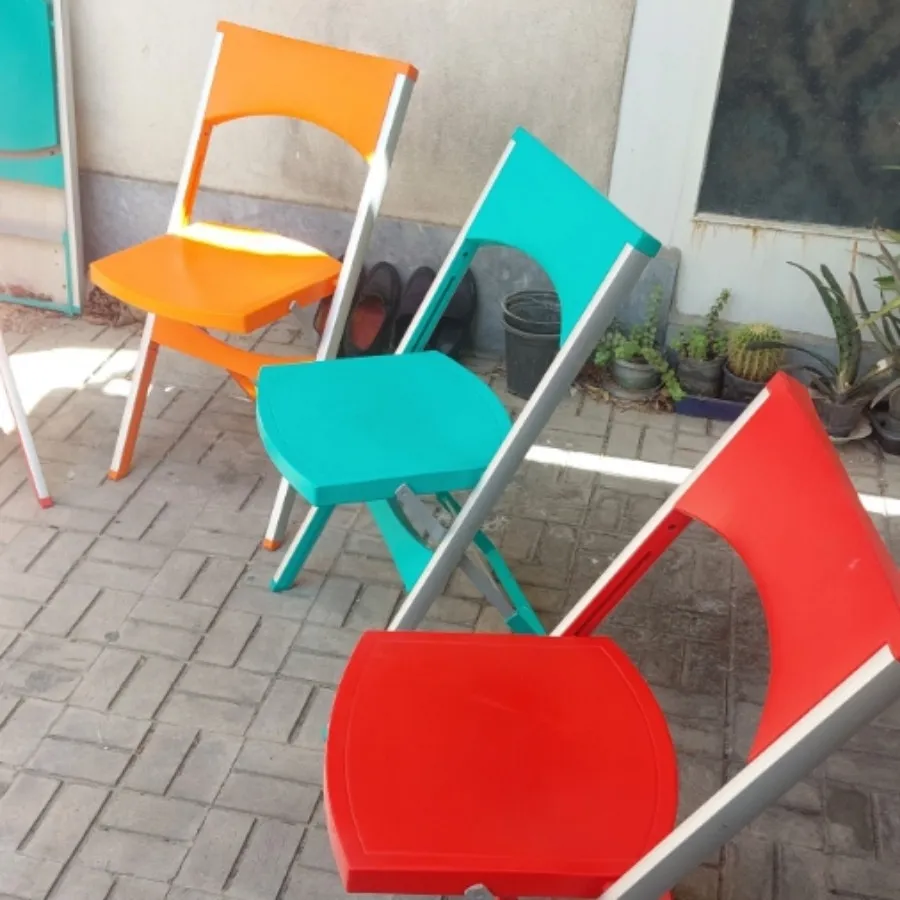 صندلی تاشو.  مسافرتی