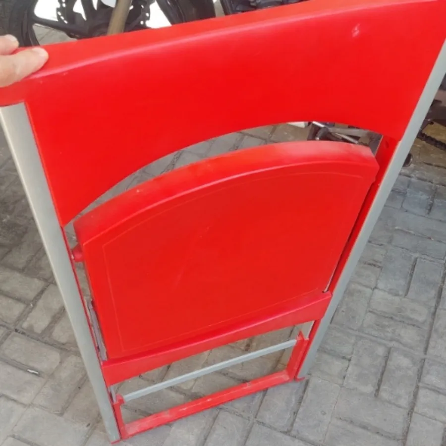 صندلی تاشو.  مسافرتی