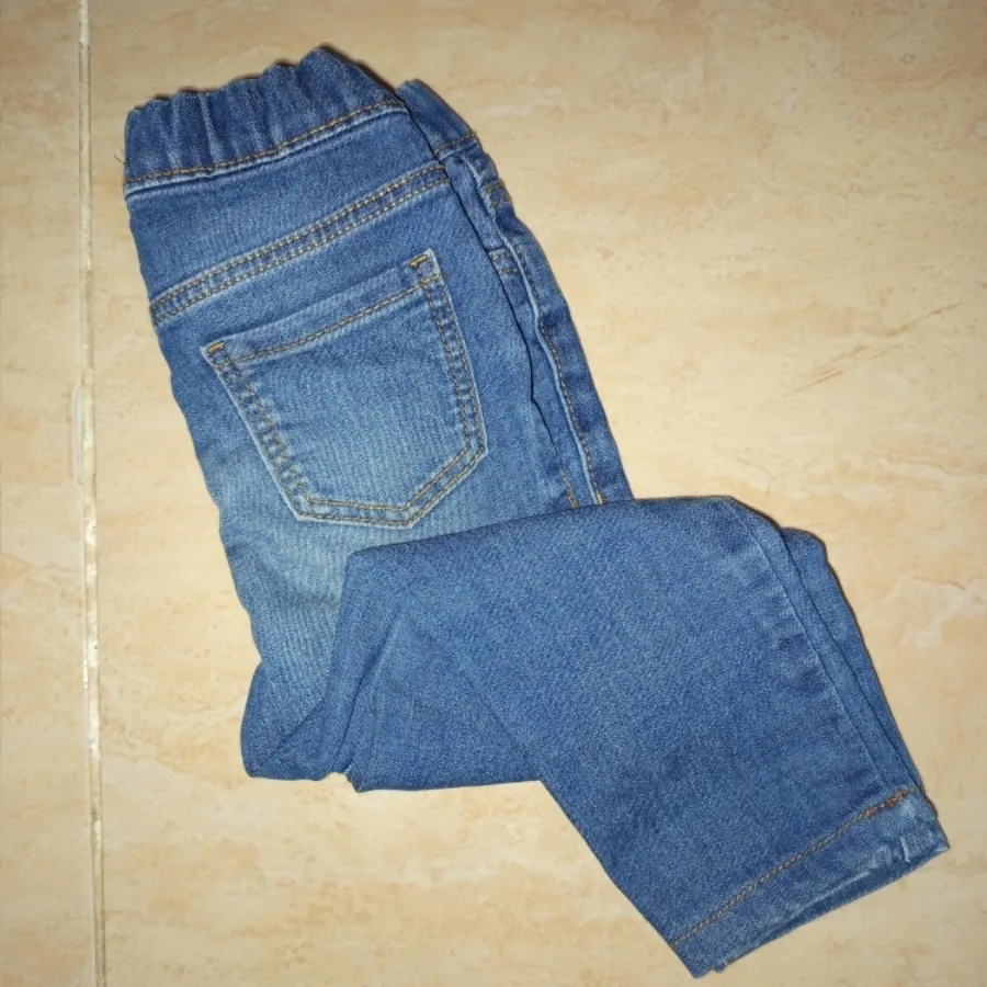 شلوار جین بچگانه