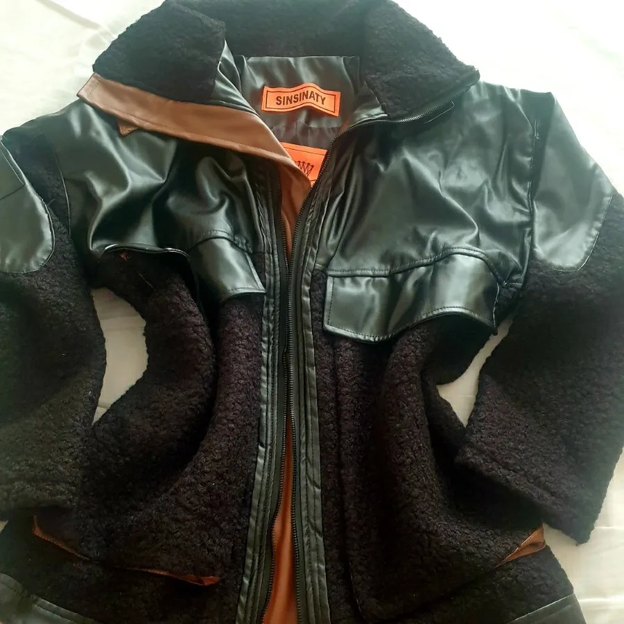 کت چرم و تدی
