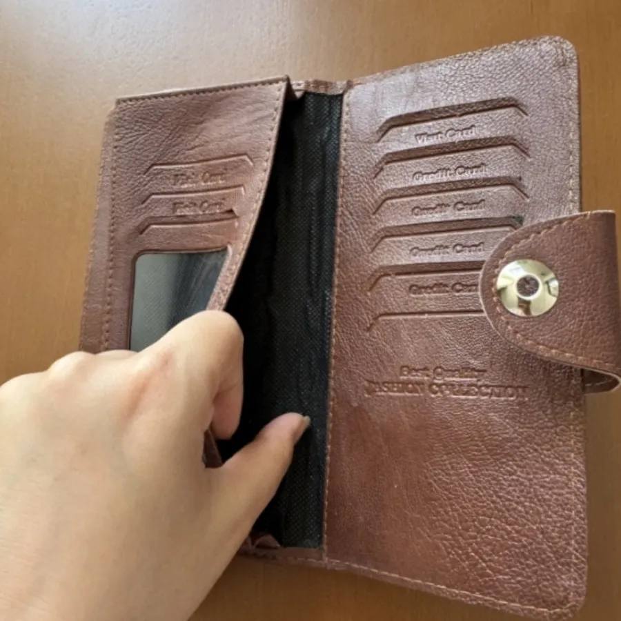 کیف پول قهوه ای