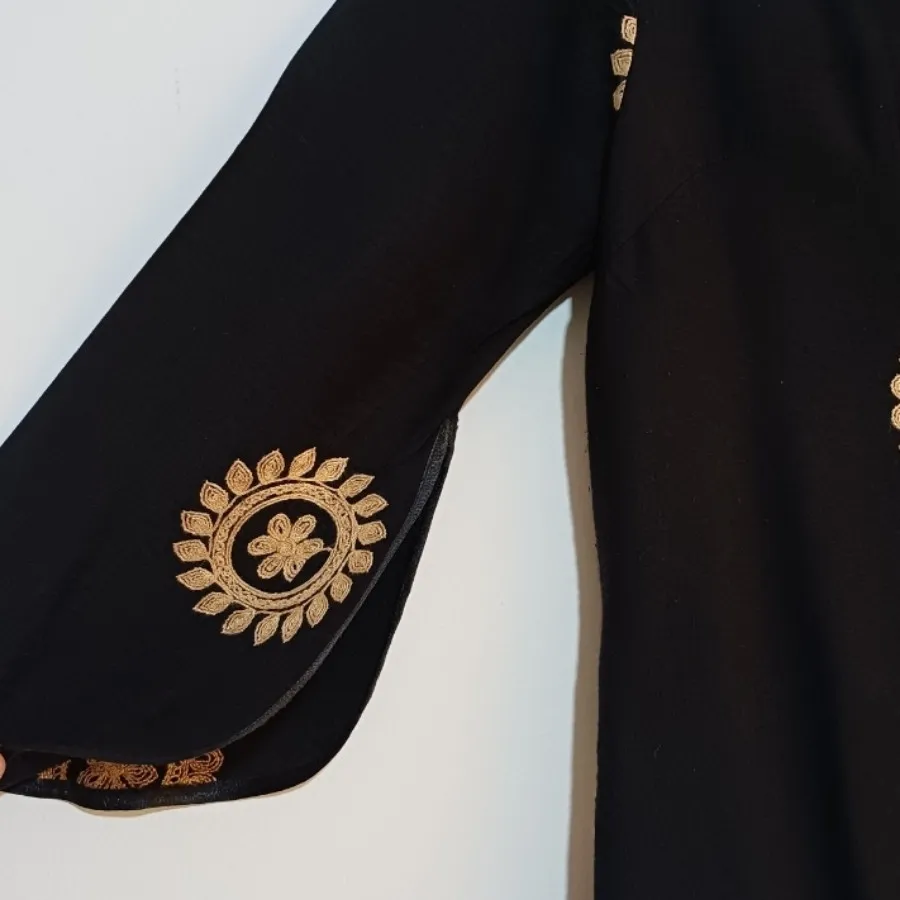 مانتو مشکی