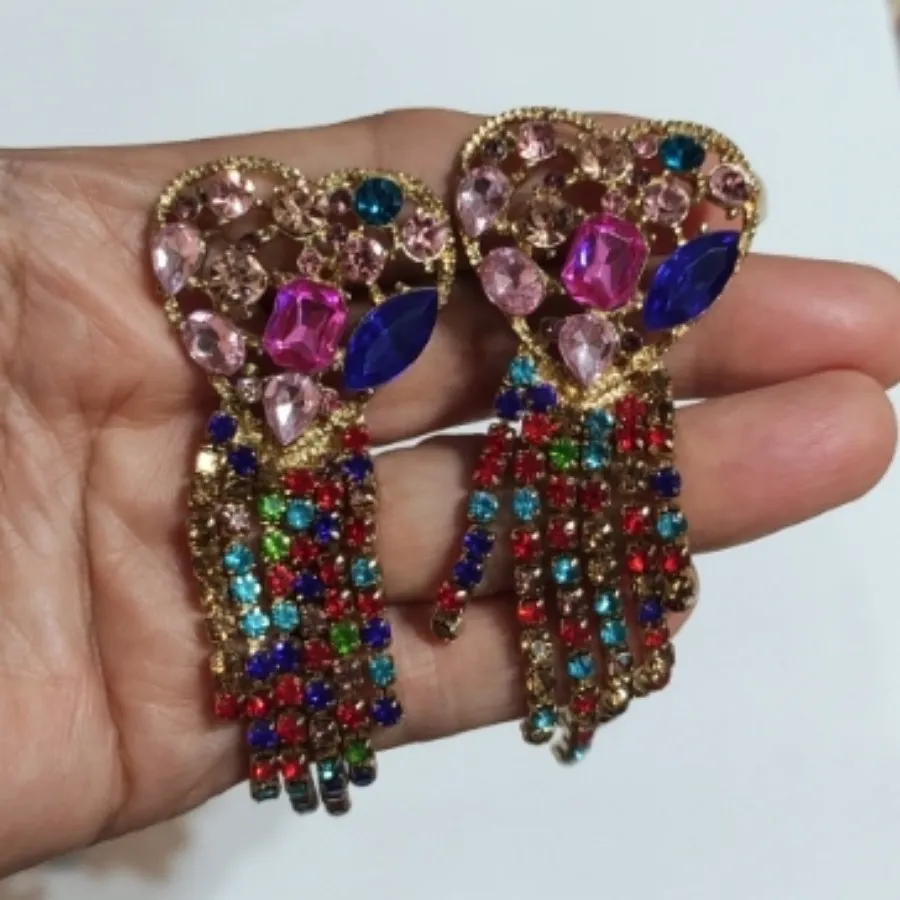 گوشواره پر نگین بسیارزیبا