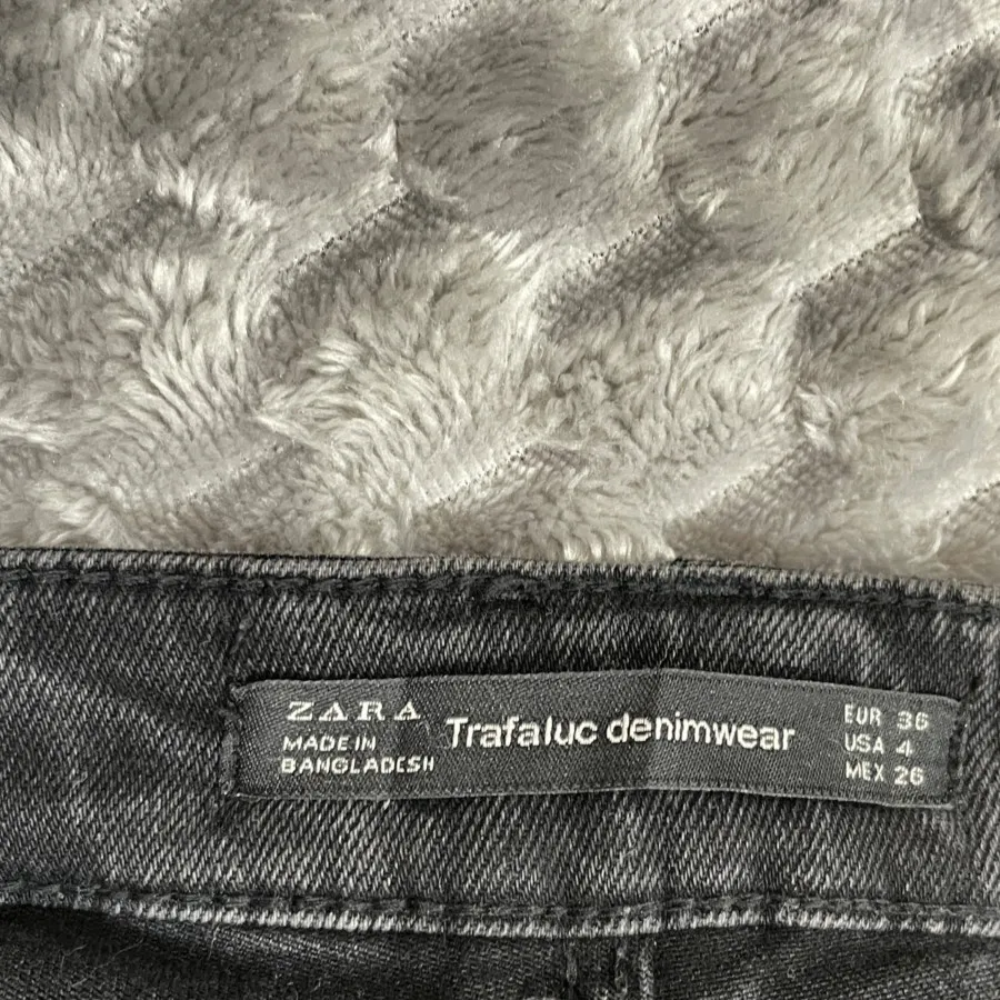شلوار جین zara