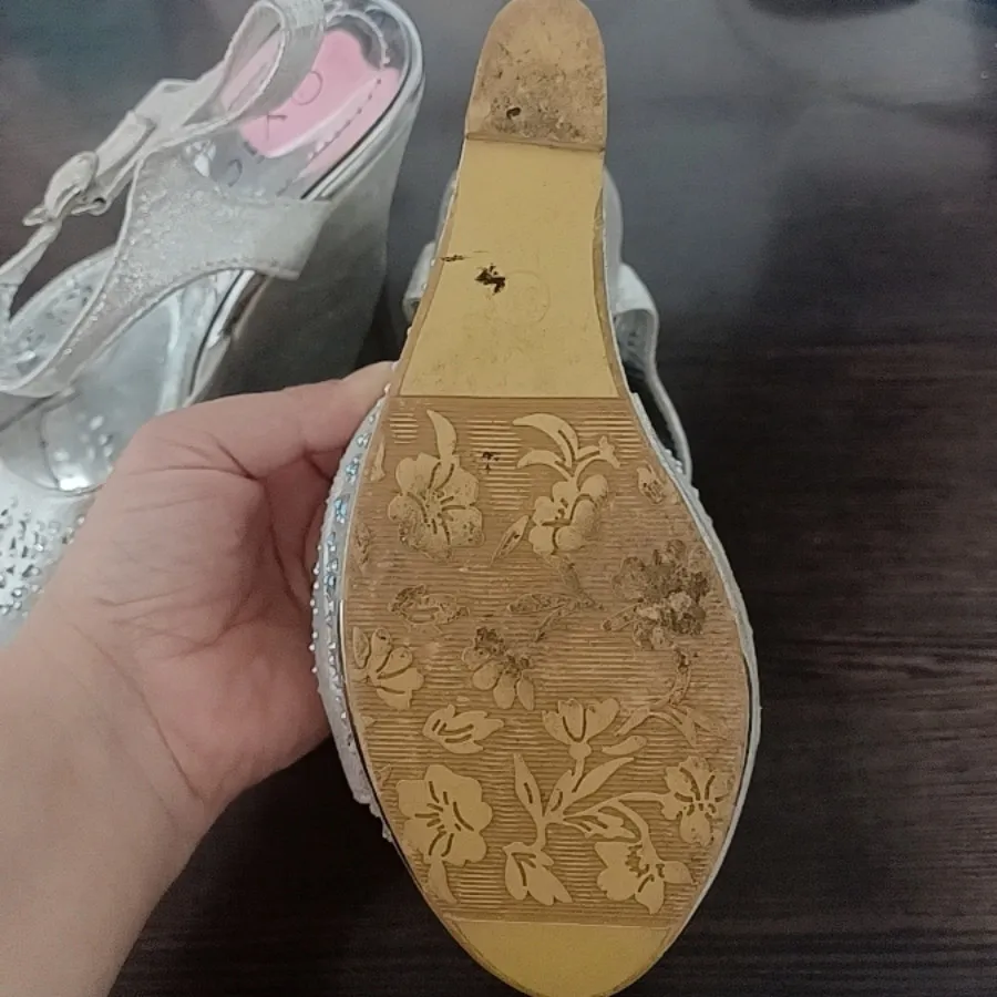 کفش مجلسی