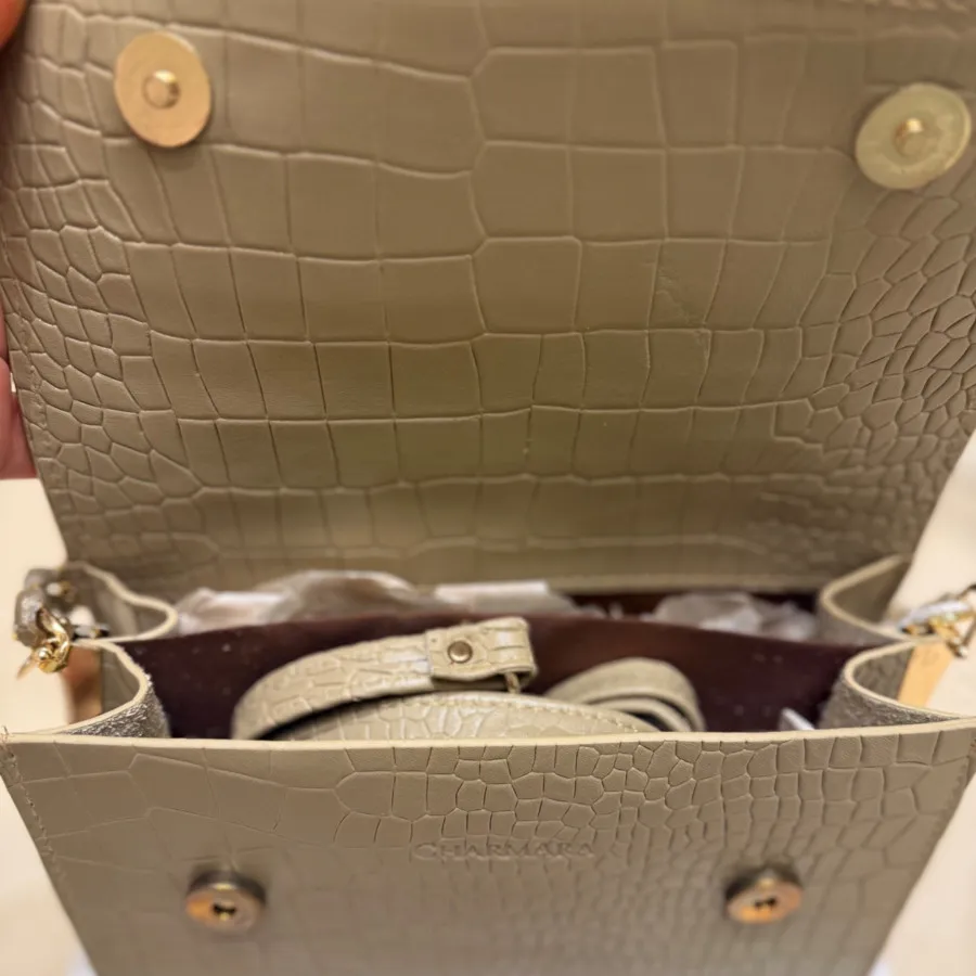 کیف‌چرم ارا