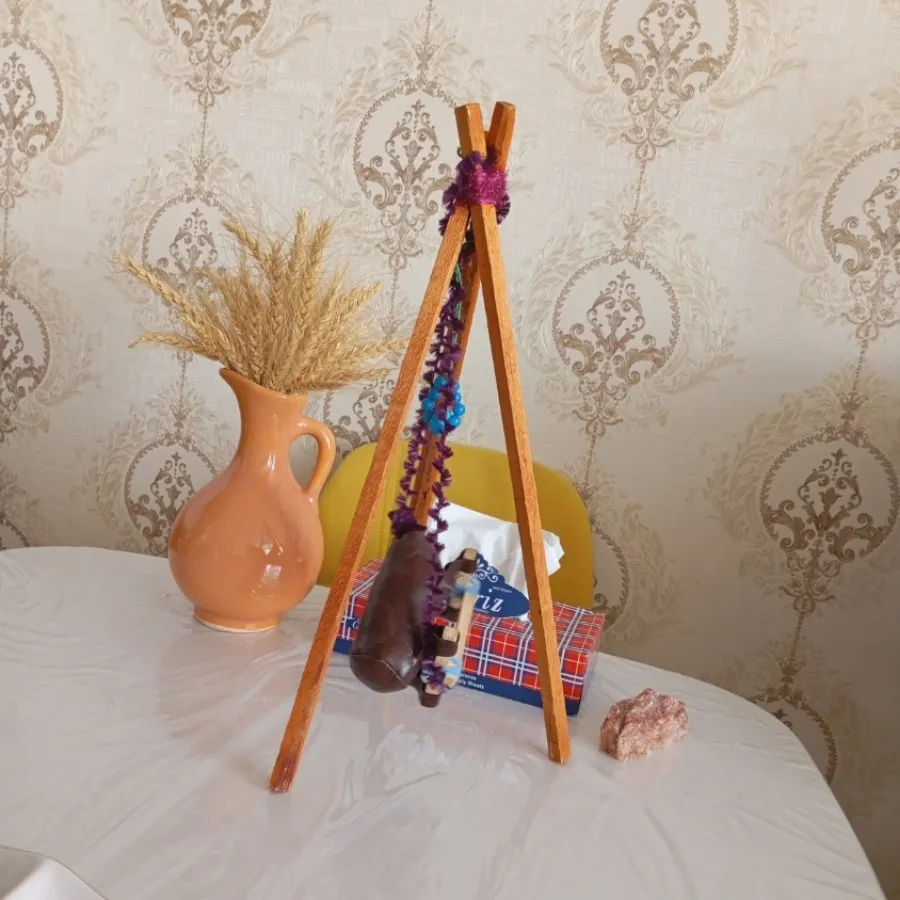 ماکت مشکه دکوری پایه چوبی