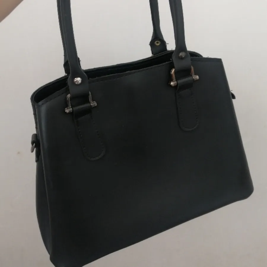 کیف زنانه چرم بزرگ
