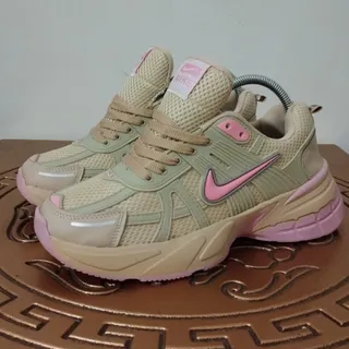نایک v2k