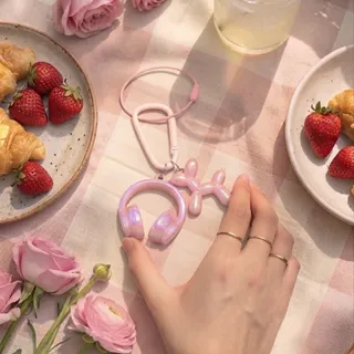 آویز هدفون و سگ بادکنکی