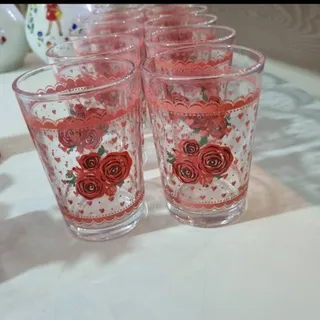 یک دست لیوان گلدار بسیار