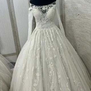 لباس عروس دنباله دار