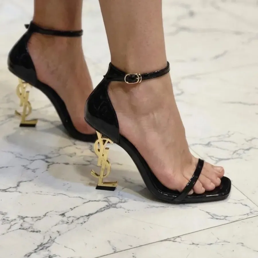 کفش مجلسی ایوسن لورن YSL