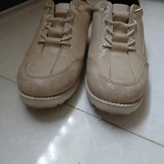 کفش کرمی بندکش
