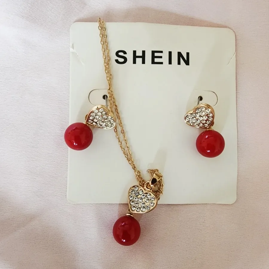 نیم ست Cherry قلب Shein