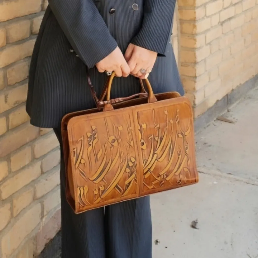 کیف کاملا چرم نگار