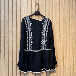 شومیز گلدوزی شده