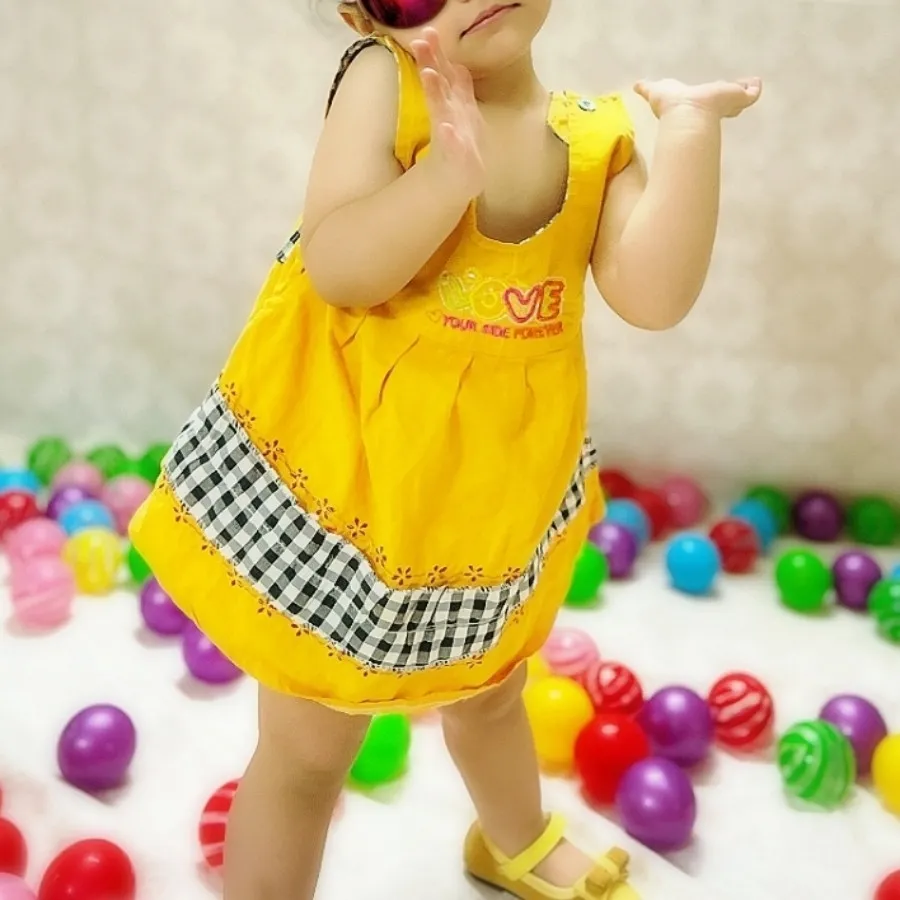 پیراهن بچگانه