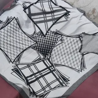 روسری ابریشمی