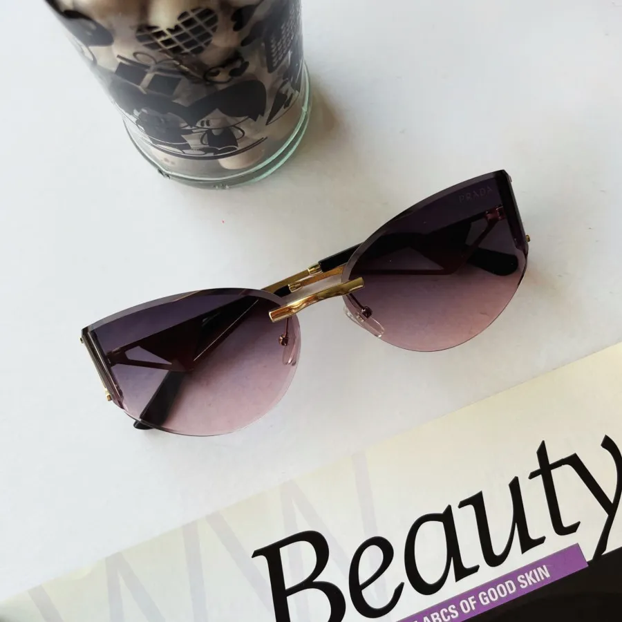 عینک برندprada