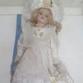 عروسک سرامیکی