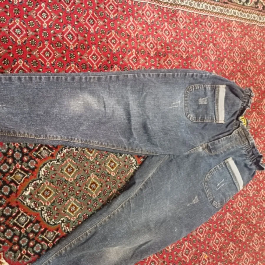 شلوار جین درحد