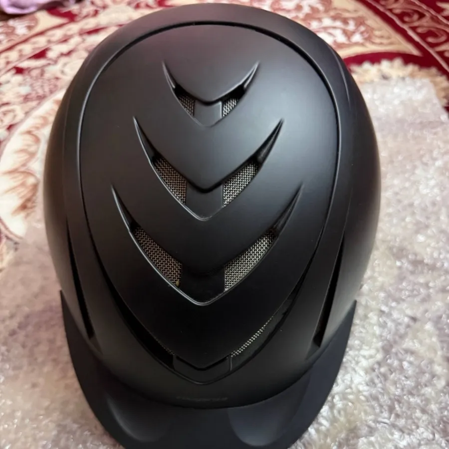 کلاه سوارکاری فوگانزا