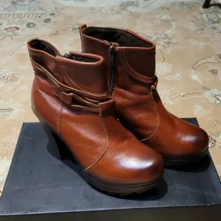 بوت زنانه